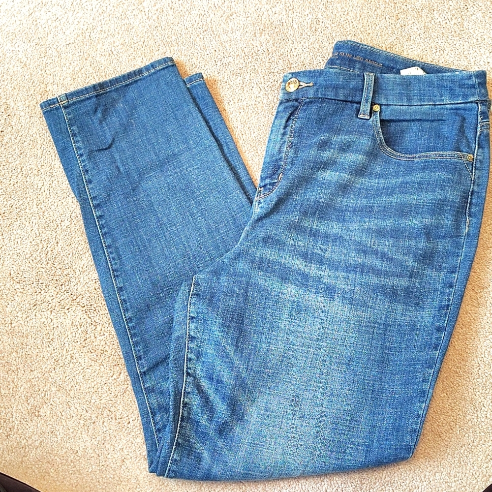 Chico's Women's So Slimming Girlfriend Slim Leg Ankle Jeans Size 12R